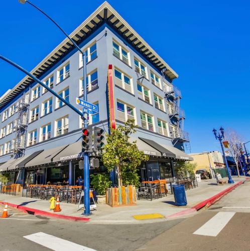 California Dreams Hostel - Downtown 3