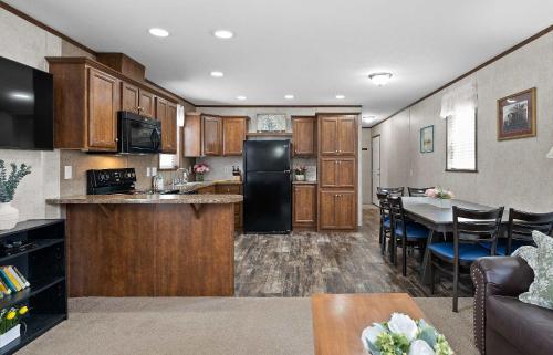 Fields & Trails - Expansive Sports Fields, Trails & Hot Tubs Retreat in Lacota