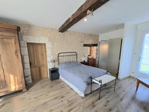 Studio cosy proche de Brantôme avec jardin partagé (Studio cosy proche de Brantome avec jardin partage) in บร็องตูม