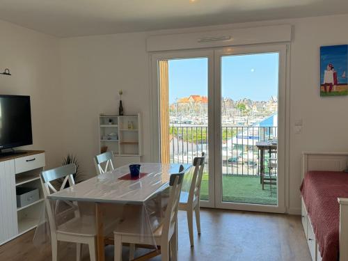 Appartement moderne, animaux OK - 4 pers. - FR-1-487-399 - Location saisonnière - Dives-sur-Mer