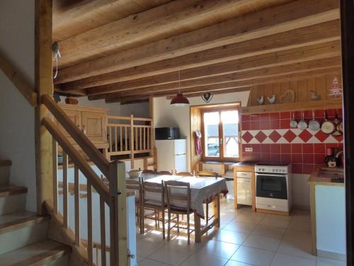 Appartement avec parking, animaux OK - 8 pers. - FR-1-836-76