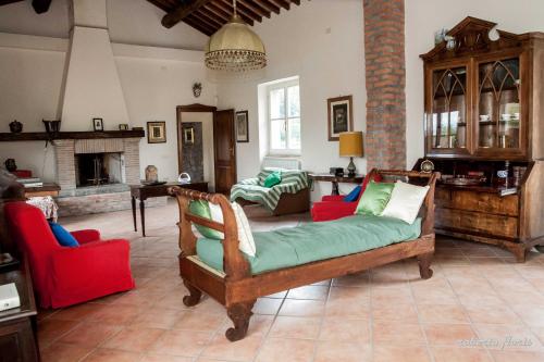 Coriana Apartments & Villas in Мулацо