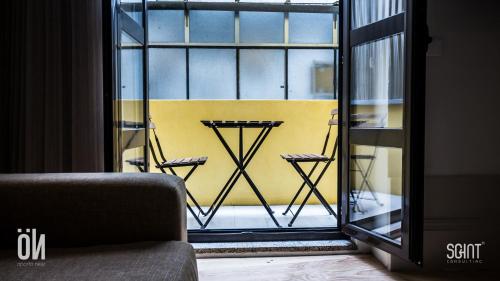 Oporto Near Apartments Ideally located in the Bonfim area, Oporto Near Apartments promises a relaxing and wonderful visit. Offering a variety of facilities and services, the property provides all you need for a good nights