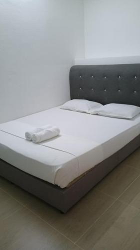 1 double bed