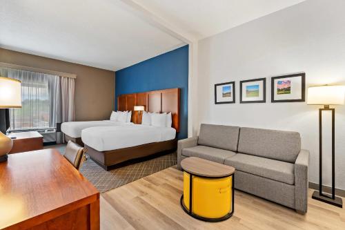 Comfort Suites Bethlehem Near Lehigh University and LVI Airport - image 21