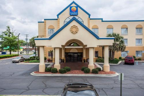 Comfort Inn & Suites FtJackson Maingate