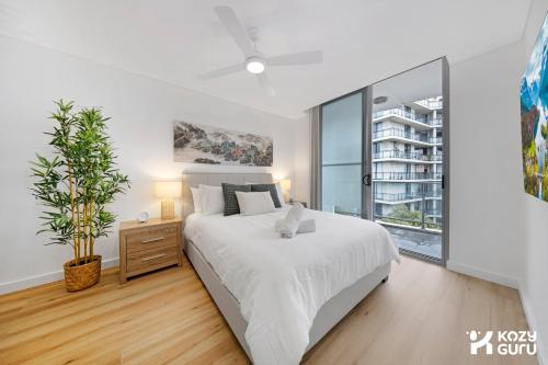 KozyGuru | Rockdale | Cozy Apt near Train Station - image 14