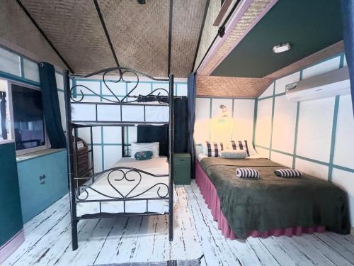 Benny family Beach house in Ao Cho