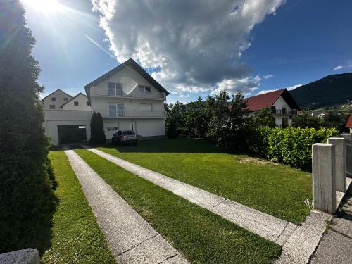 Apartmani Ivana - Apartment - Prozor
