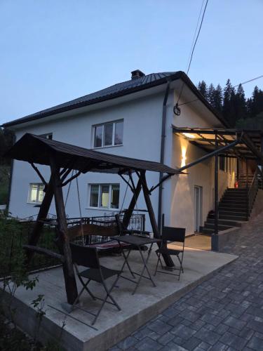 Pensiunea Dariana in Bucium