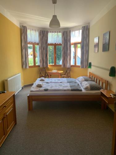1 double bed