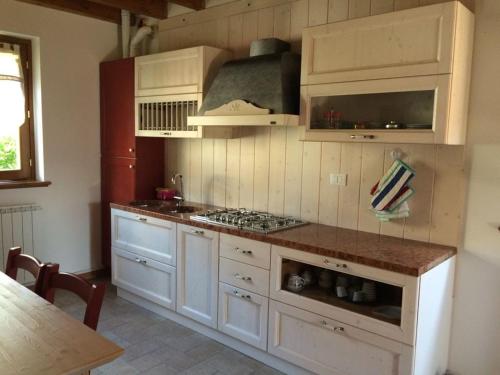 3 bedrooms, 4 beds