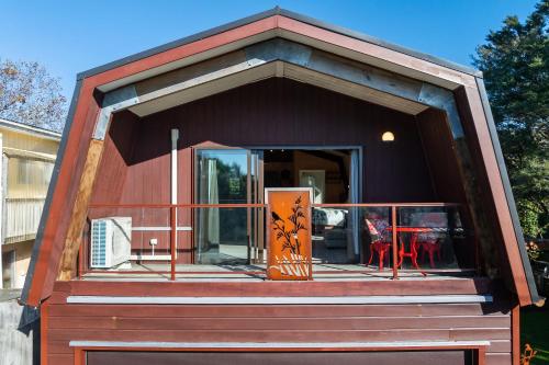 Tampilan eksterior, Roberts Retreat - Auckland Holiday Home in Cornwallis