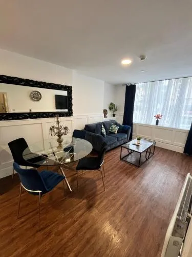 Luxury Cardiff Bay Apartment photo 2