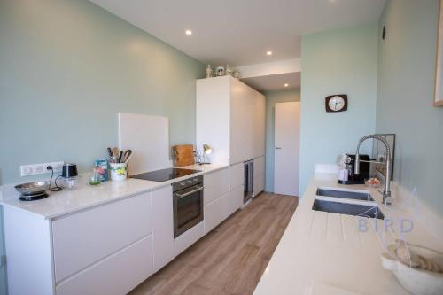 Attrezzature e servizi, Smart flat in Antibes sea view AC parking and pool in La Pagane
