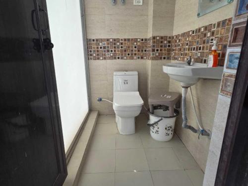 Chahal Guest House Nangloi in Punjabi Bagh