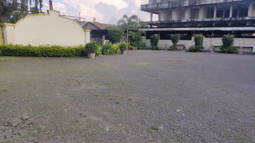 Hotel heena in Beed