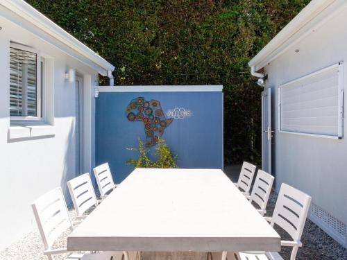 The Barn Style Cottage - image 3