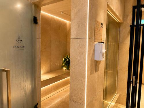 Luxury Axon suite by klcc pavilion Lexis - image 13
