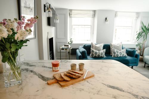 Luxury Georgian Townhouse Theatre Royal Sleeps 4, Bath