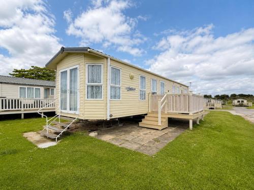 Brilliant 6 Berth Caravan For Hire At Sunnydale Park In Skegness Ref 35076Af gîte à louer Saltfleet