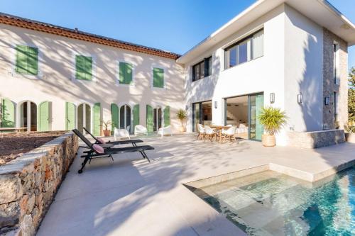 Villa Cannes by Halldis