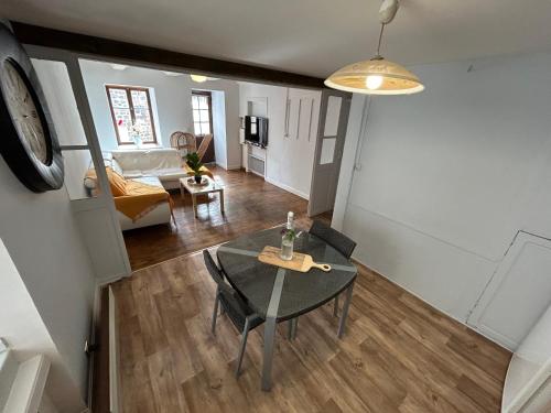 Einrichtungen, Comme à La Maison (Comme a La Maison) in Le Bouchet-Saint-Nicolas