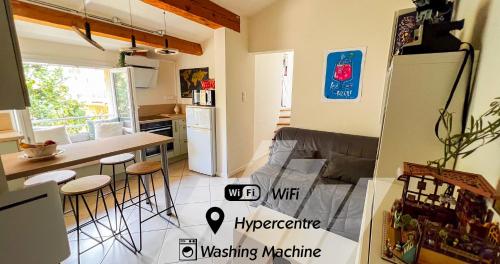 AC - Hypercenter - Close to Place des Corps Saints