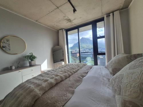 Riverlands Observatory Luxury 1 Bed with views - image 9