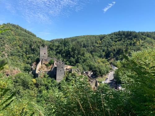 Viesnīcas āriene, Kleine Auszeit Eifel in Udler