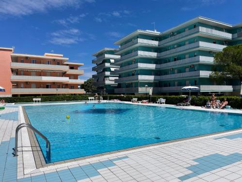 Inviting retreat with pool and balcony