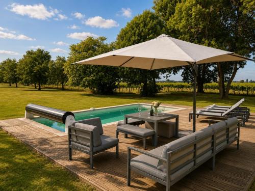 Prestigieuse Villa Beausejour, proche St Emilion in Castillon-la-Bataille