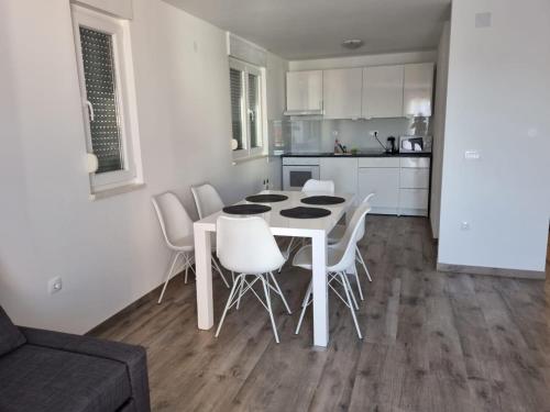 Duplex Apartment Drazana - image 5