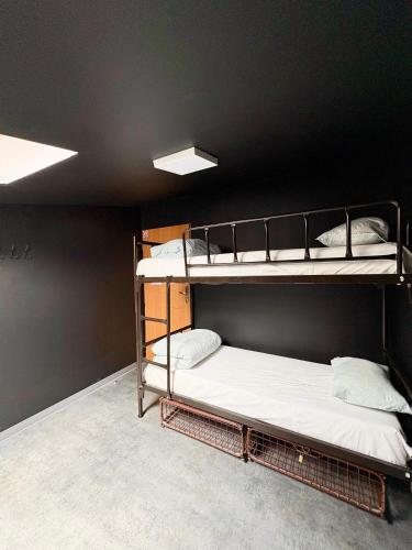 Let's Rock Party Hostel! Age Limit From 18 until 40! Room Type - Bed in 4-Bed Mixed Dormitory Room