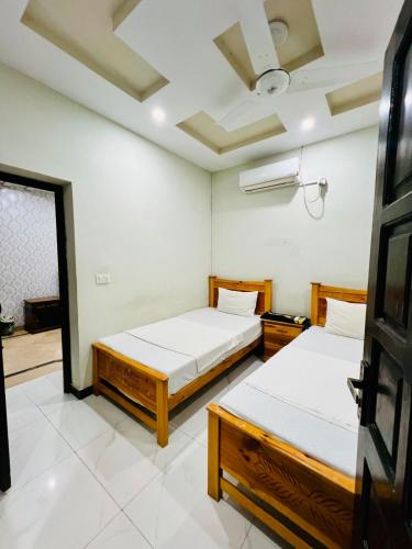 Step Inn Guest House Islamabad - image 6