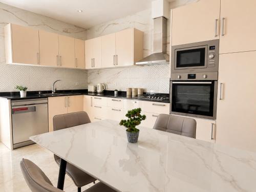 Κουζίνα, Appartement Spacieux à Constantine (Appartement Spacieux a Constantine) in El Khroub