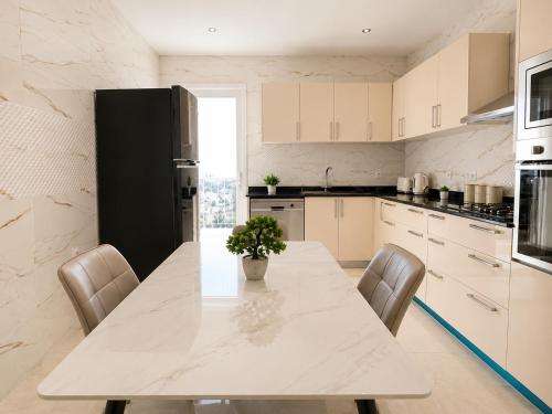 Κουζίνα, Appartement Spacieux à Constantine (Appartement Spacieux a Constantine) in El Khroub