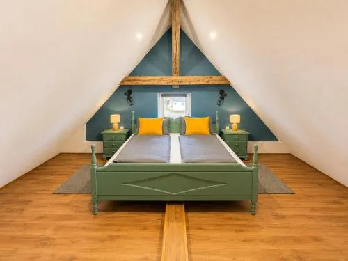 Bergauszeit Alte Post Ferienhaus im Allgäu mit Garten, Bach & Spielplatz in Nesselwang, Deutschland