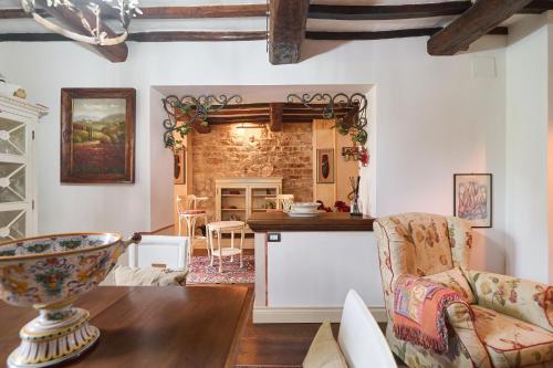 Exclusive 3BR Apartment - Historic Center Perugia