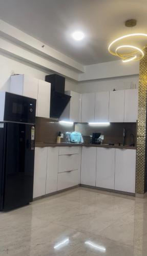 Executive 1BHK Studio near Expo Mart - image 3