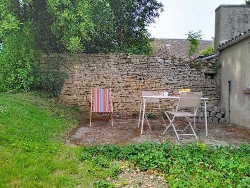 Erkély/terasz, Holiday Home Le Village by Interhome in Meuvaines