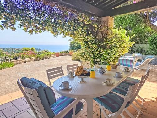 Балкон/тераса, Villa La Farlade by Interhome in Saint-Raphael
