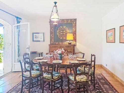 кухня, Villa La Farlade by Interhome in Saint-Raphael