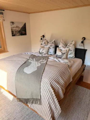 Bambi Lodge mit Private Spa auf 1340 m in Peist, Schweiz