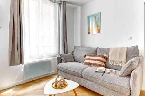BnBNova - 1BR - Eiffel Tower & Champ de Mars - image 14
