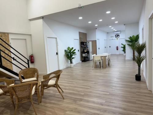 Comoditats, Hostal NV Palacio Congresos in Carretera de Cadiz