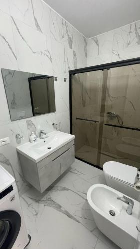 Fred Apartment - image 3