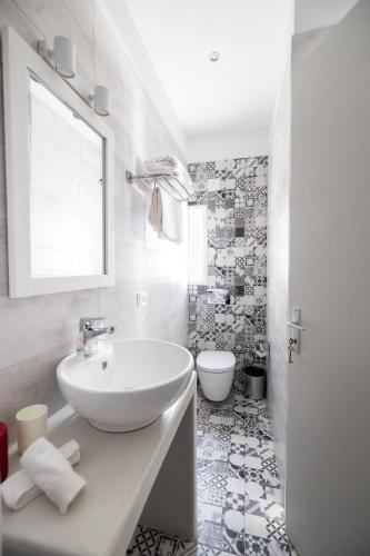 High Point Apartments Fira
