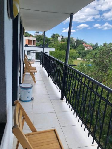 SURF House Villa Rose I Po3a l 2