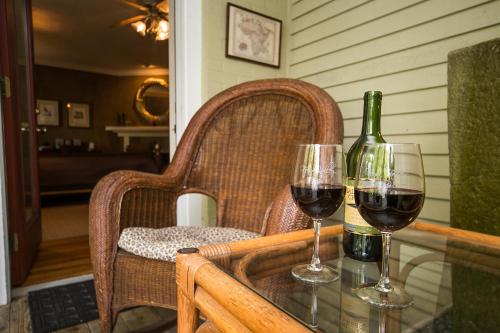 Hidden Garden Cottages & Suites